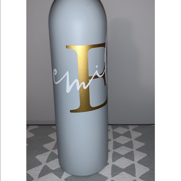 Customizable Cups - Picture 3 of 7